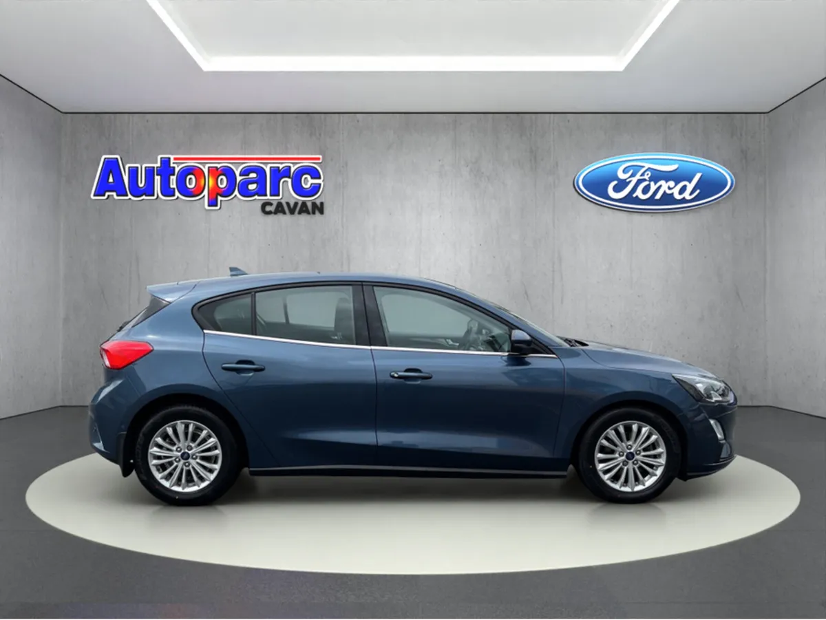 Ford Focus TITANIUM EDITION 5DR 1.0T125 MHEV *Manu - Image 2