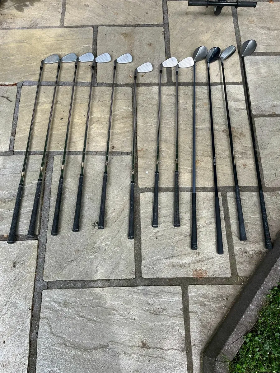 Golf Clubs - Image 1