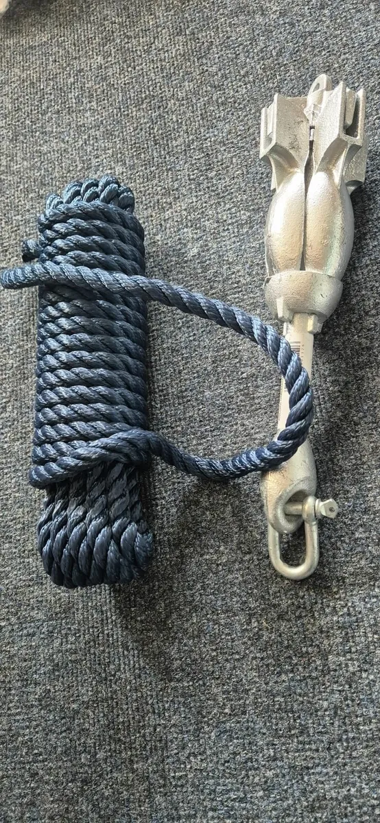1.5kg + 10m anchor rope €26