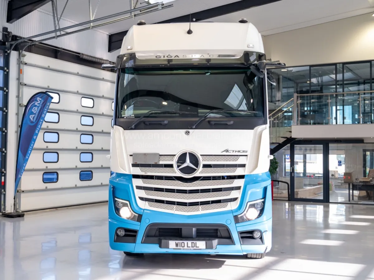 2021 (21) MERCEDES-BENZ ACTROS 2558 6X2 MIDLIFT GI - Image 2