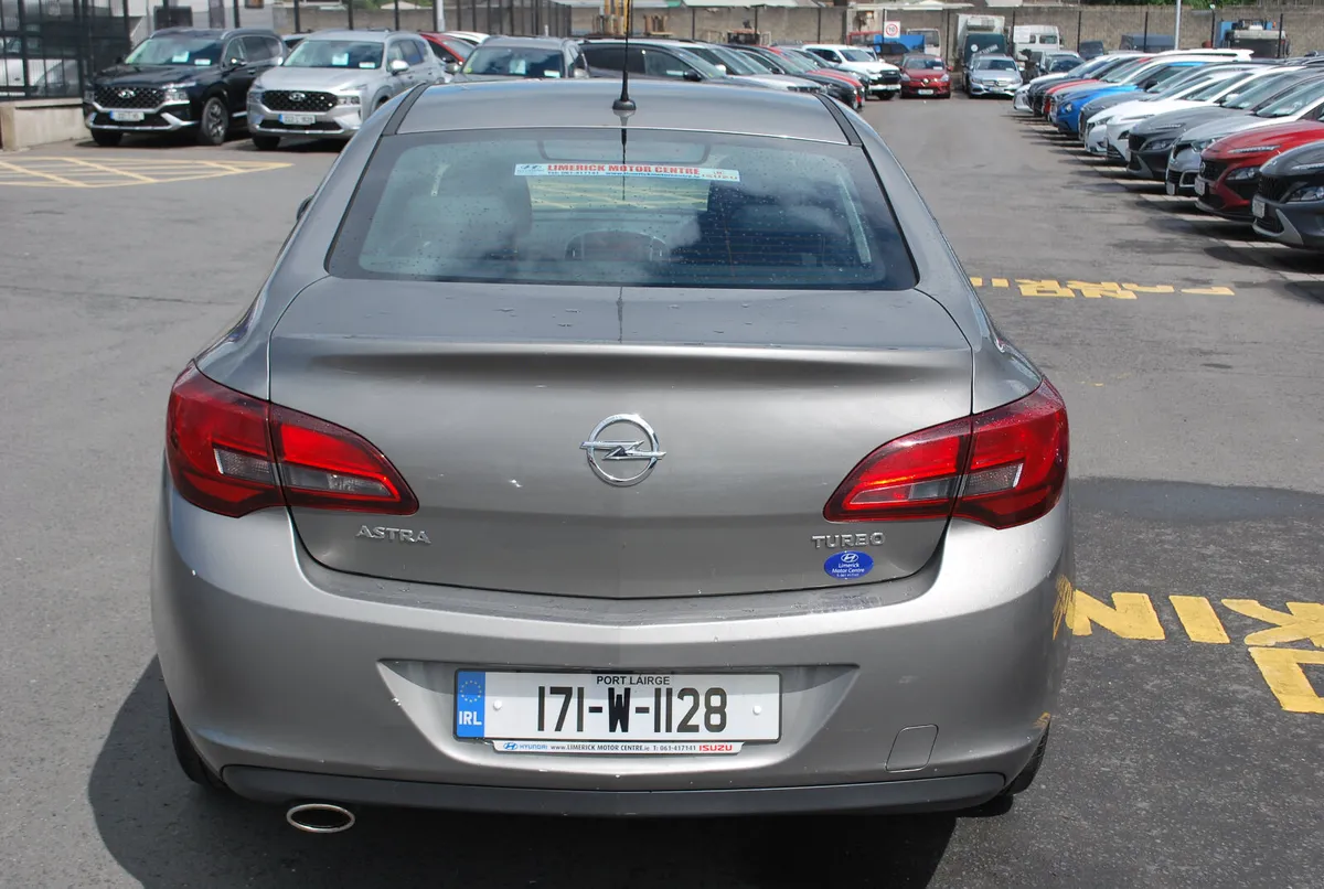 Opel Astra 2017 - Image 4