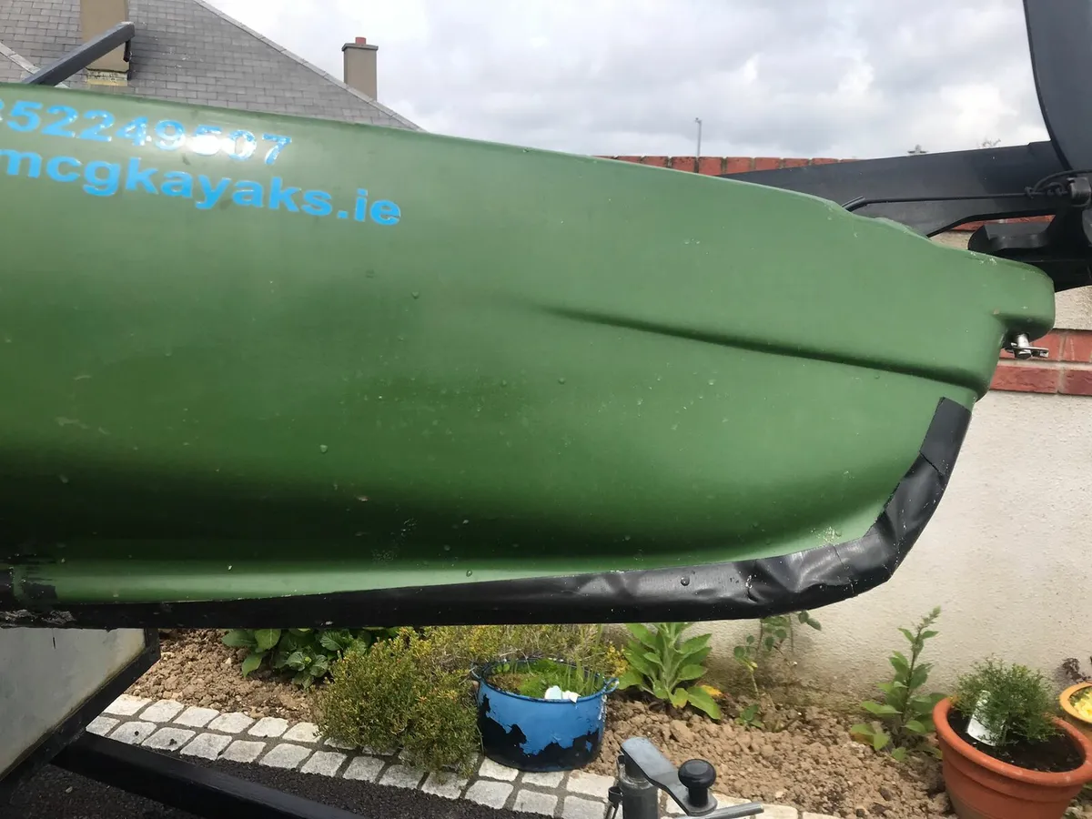 Sea kayaks - Image 2
