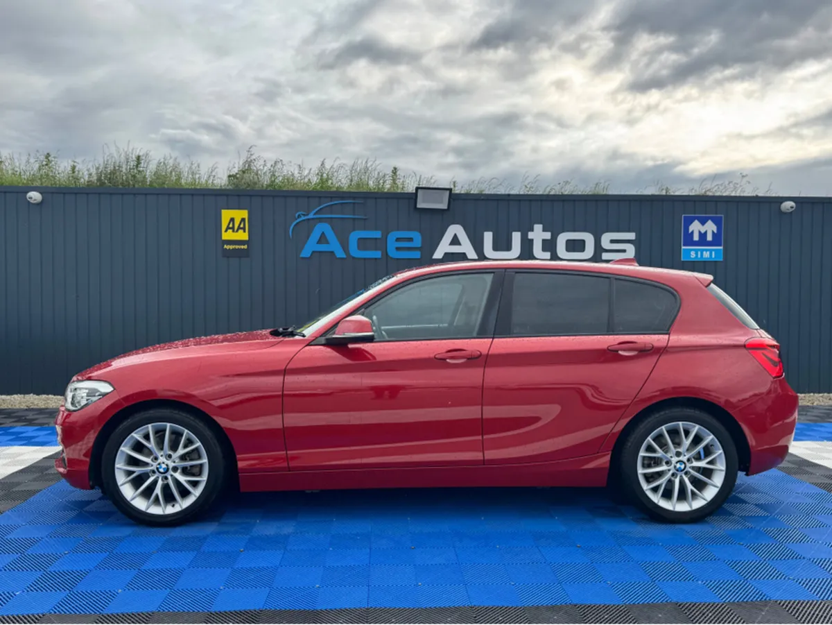 BMW 1-Series FASHIONISTA - 2.0L DIESEL - AUTO - 12 - Image 4