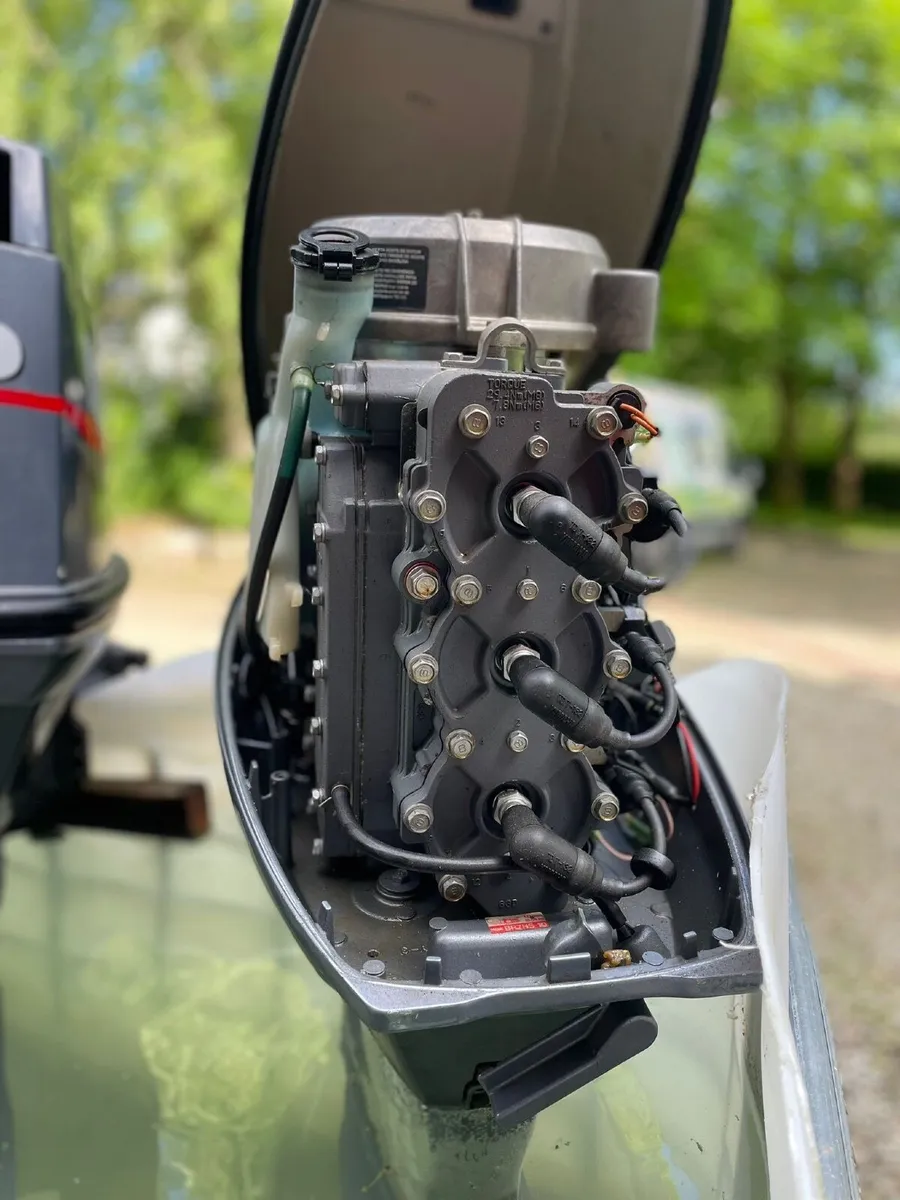 2 x Yamaha 40 hp Outboard motors bargain !! - Image 3