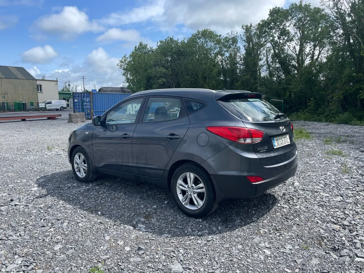 Spotless Hyundai IX35 2.0 Diesel New NCT - Image 3