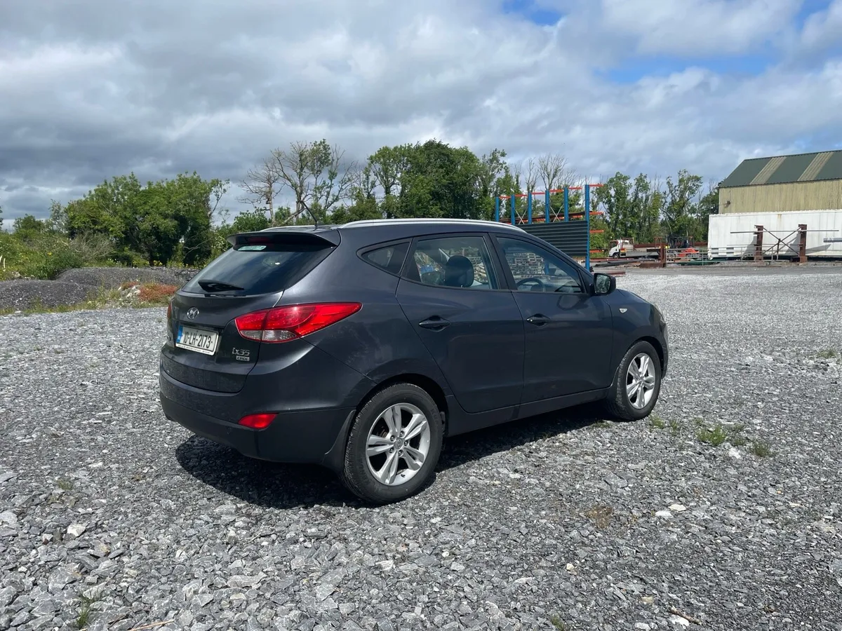 Spotless Hyundai IX35 2.0 Diesel New NCT - Image 4