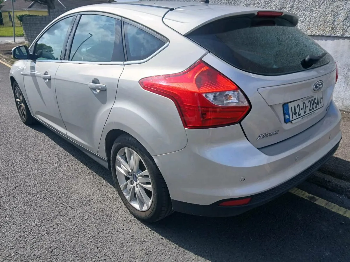 142 FORD FOCUS TITANIUM MODEL - Image 4