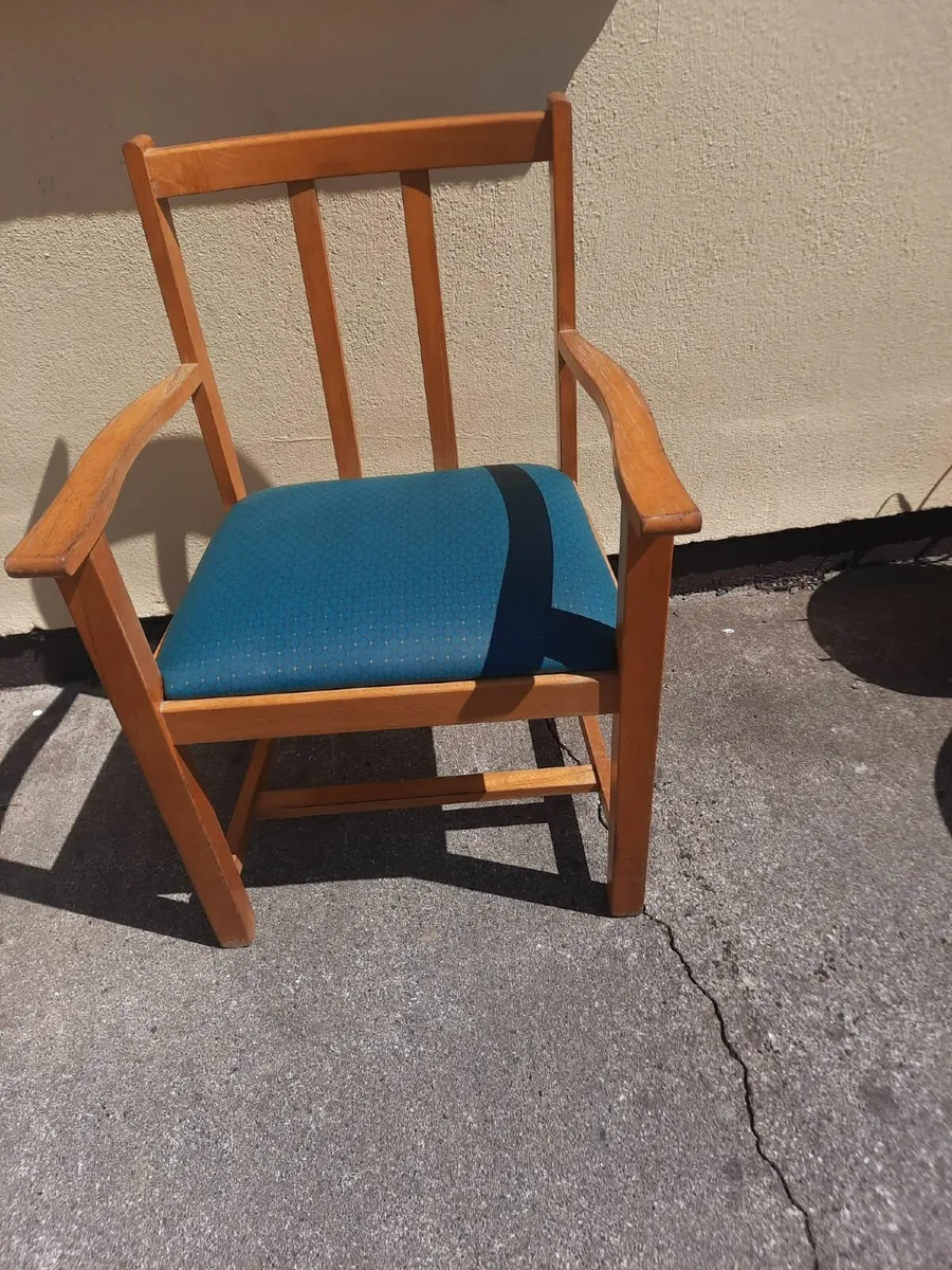 Carver chair - Image 1