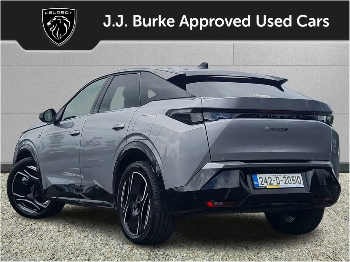 Peugeot 3008 BEV 73kwh 210BHP GT - Image 4