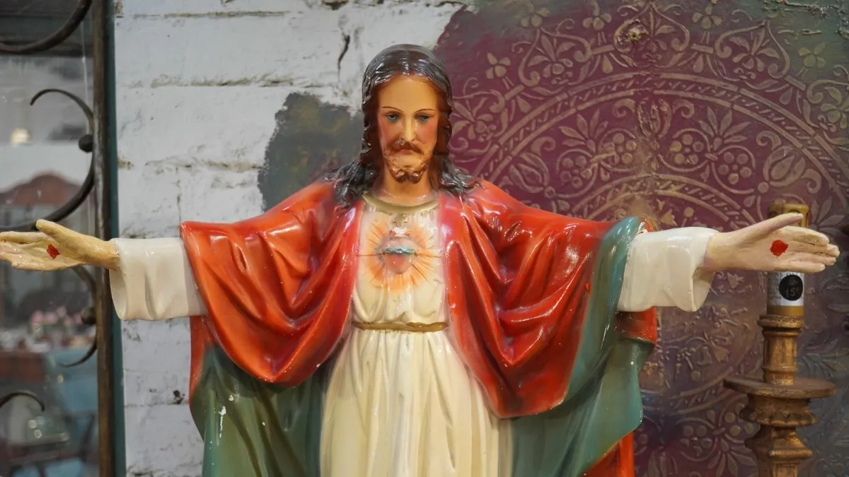 Vintage Sacred Heart of Jesus Plaster Statue - Image 2
