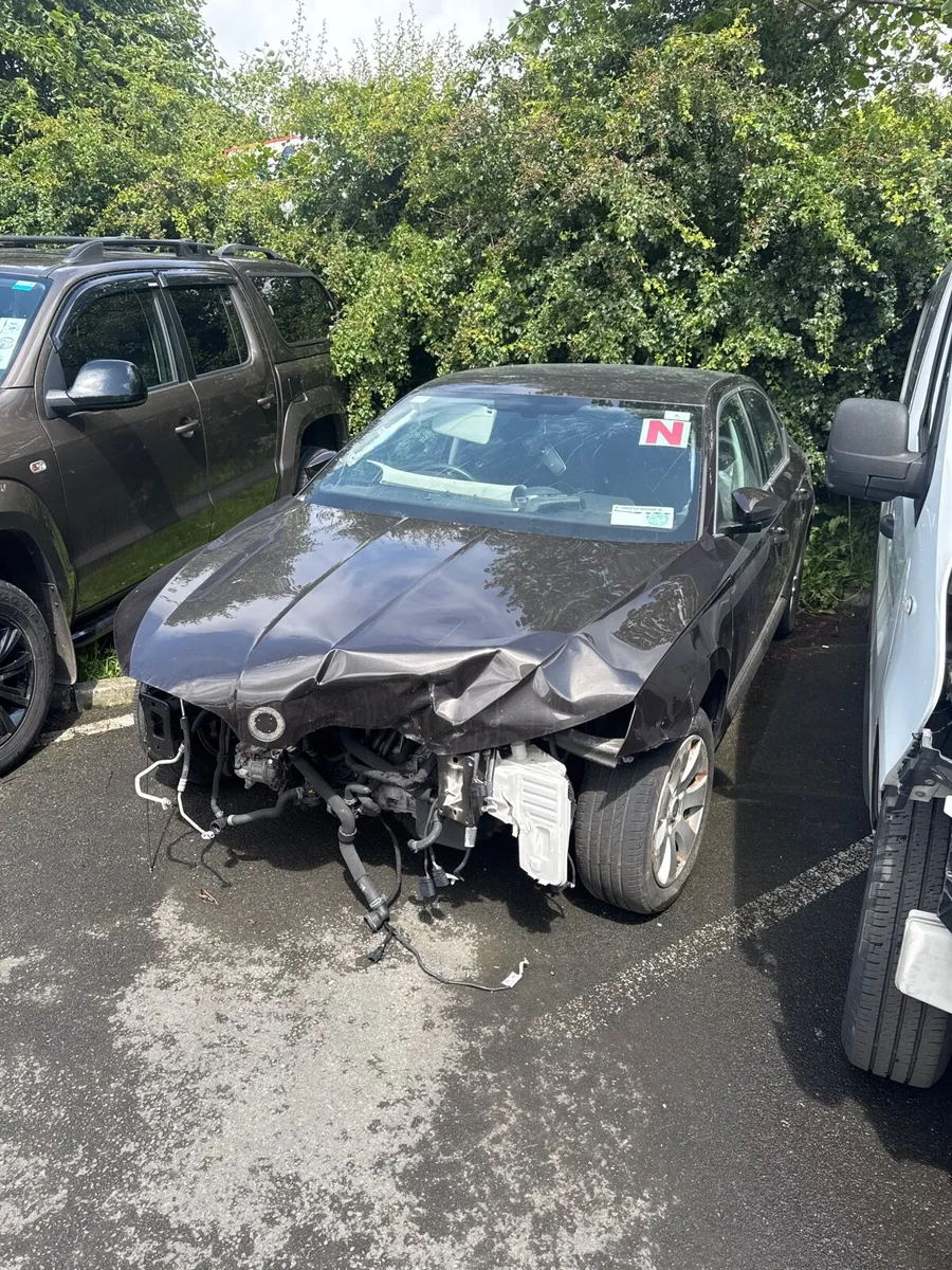 Skoda Superb 2.0 automatic - Image 1