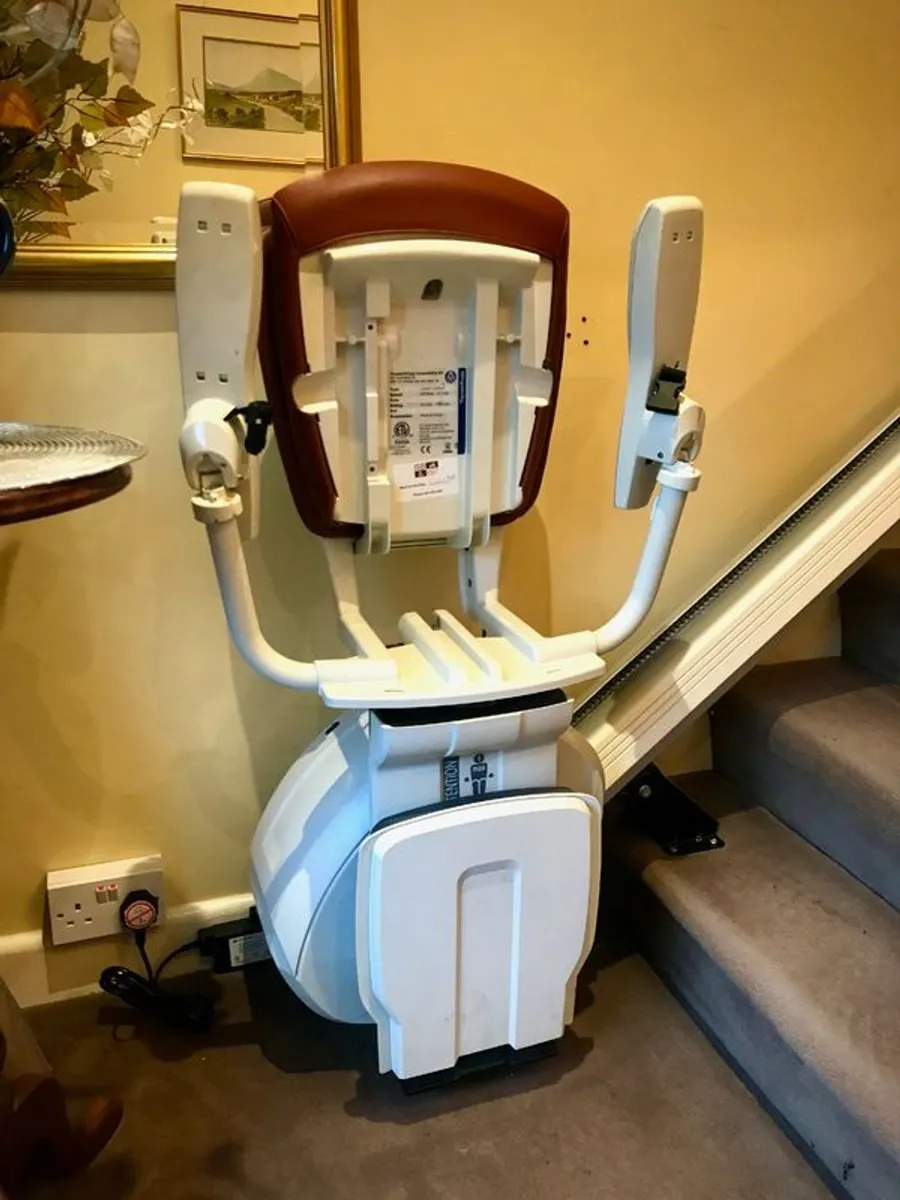Free Homeglide Chairlift - Image 2