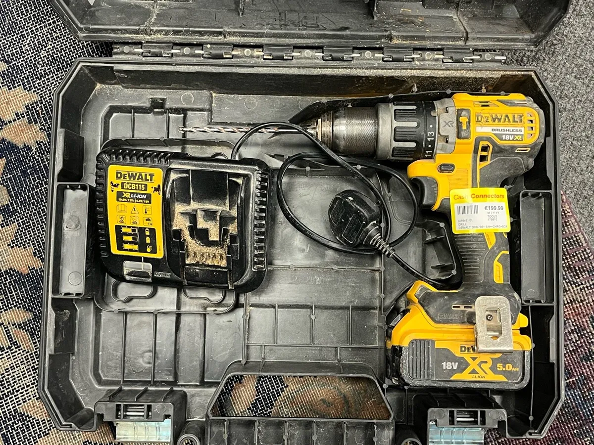 DeWalt 18v Drill & Charger - Image 1