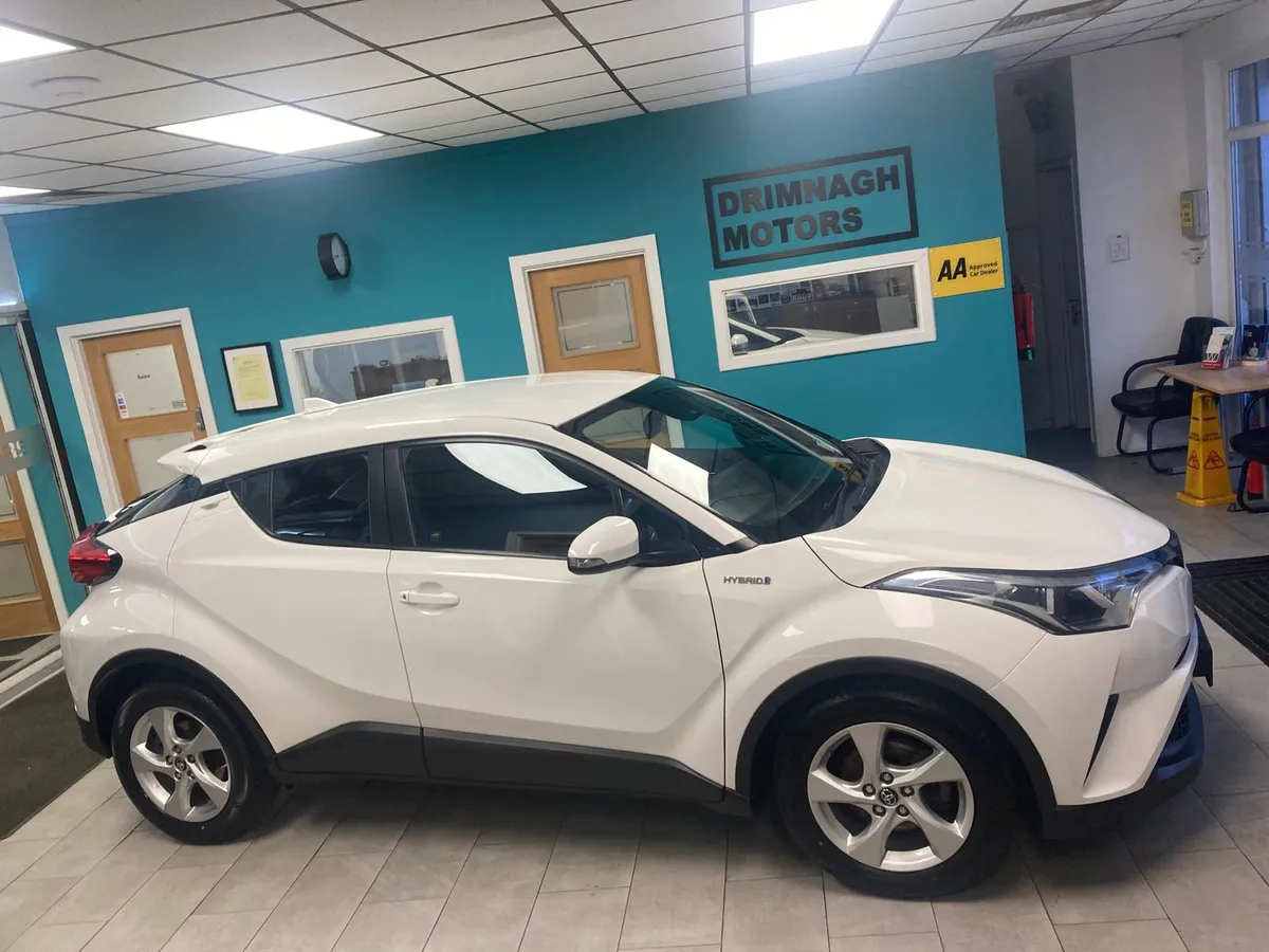 Toyota CHR 2018 IRISH CAR - Image 2