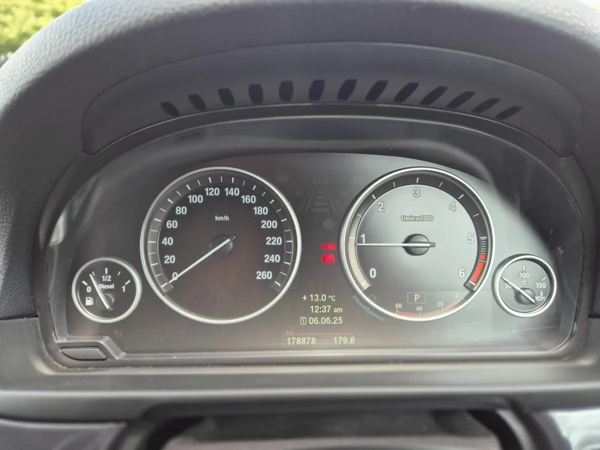 BMW 5-Series 2014. New timing chain.  New nct. - Image 4