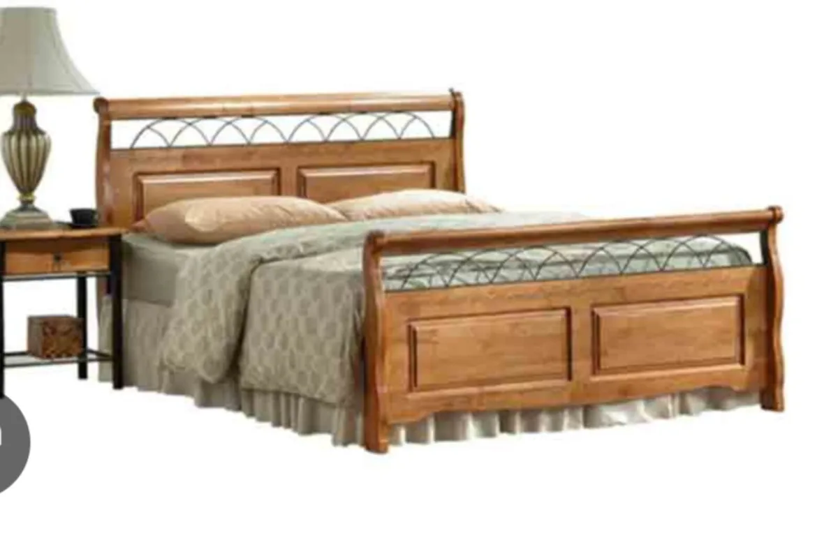 Double bed frame - Image 1