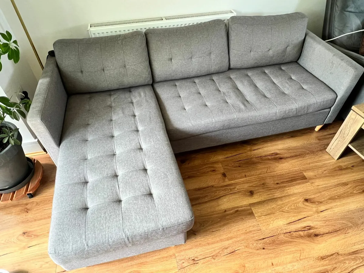 Corner sofa & double bed - Image 2