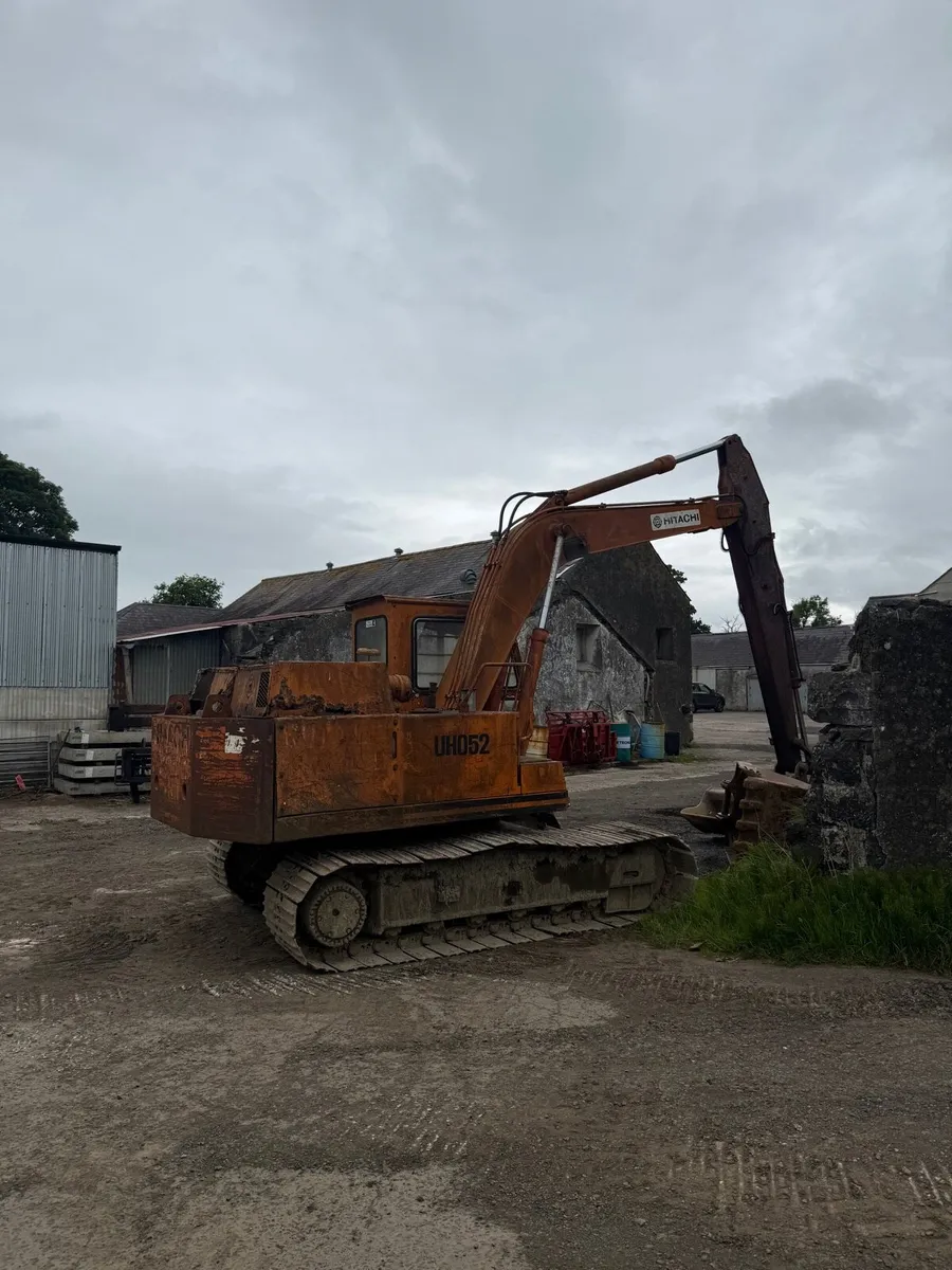 1985 hitachi UH052 13 ton digger - Image 4
