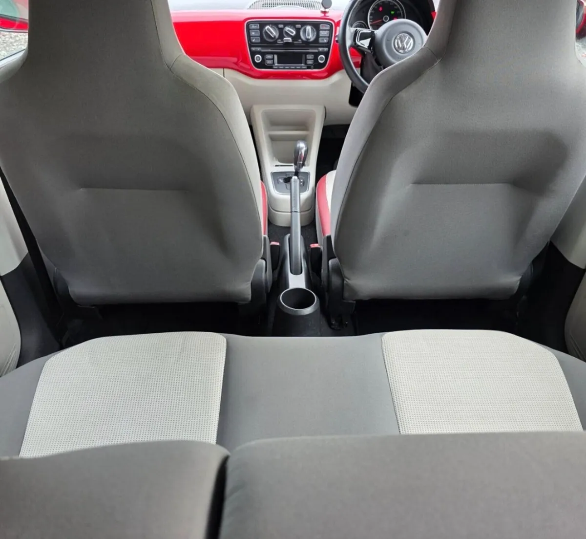 2014 Volkswagen Up Petrol Automatic - Image 3