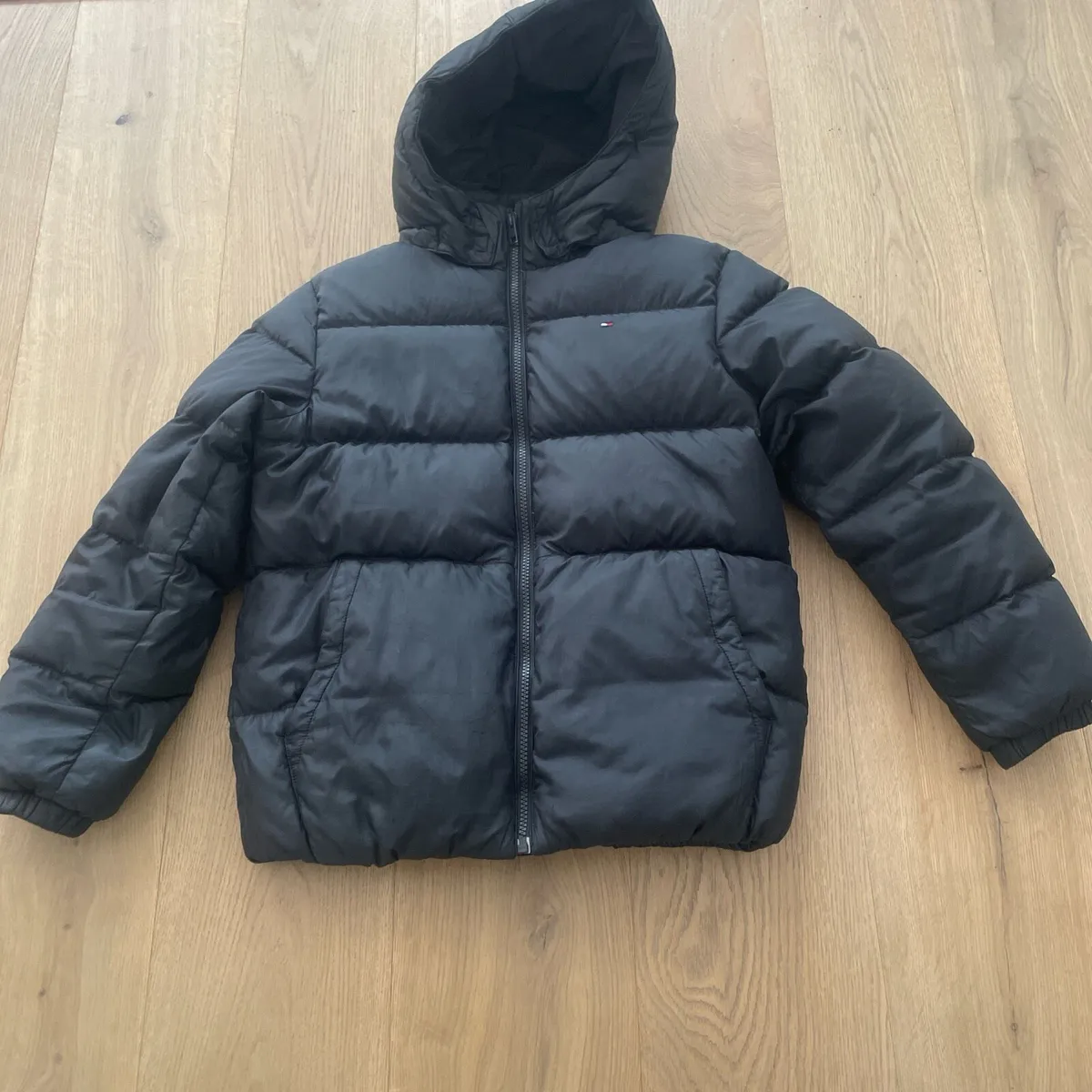 Kids black Timmy Hilfiger puffer jacket - Image 1