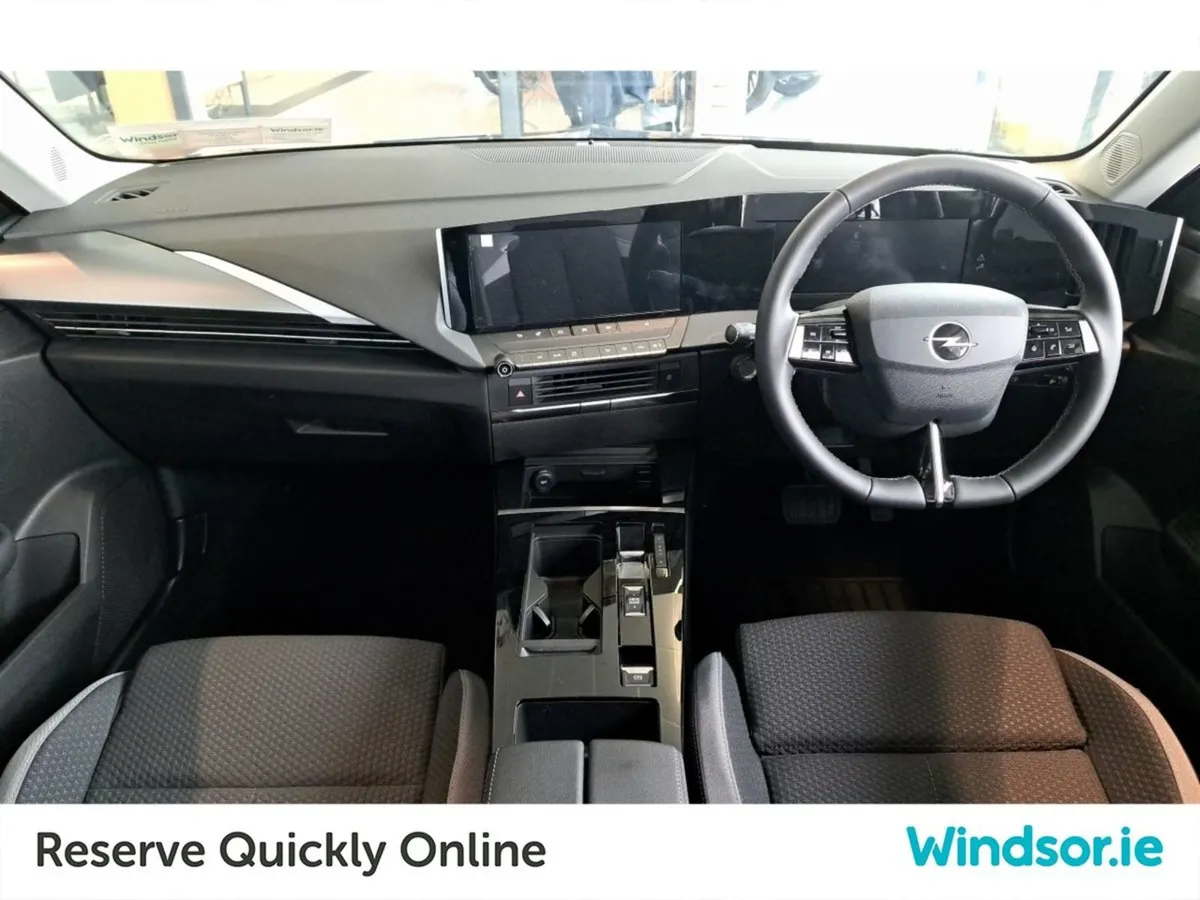 Opel Astra Electric Pre-reg - Image 3