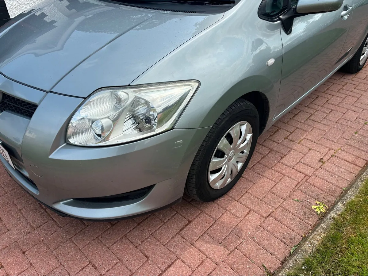 09 toyota auris 1.4 new NCT today. Service history - Image 4