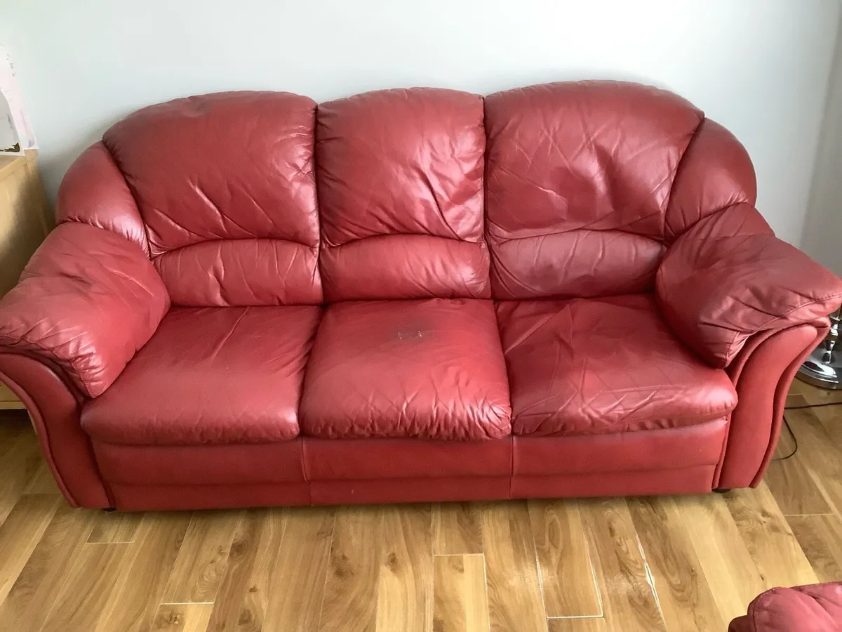 Suite of furniture - Image 3