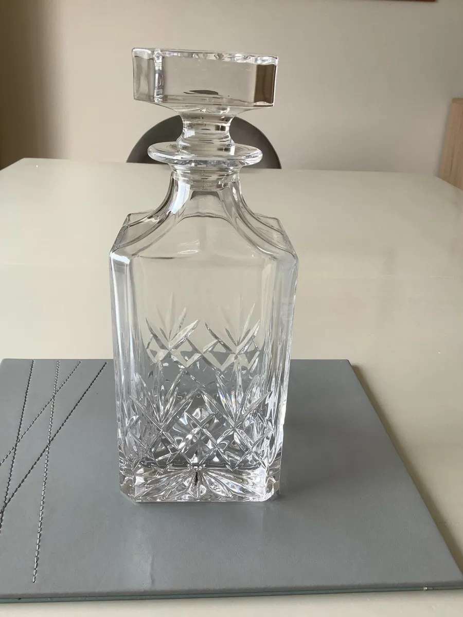 Decanter - Image 1