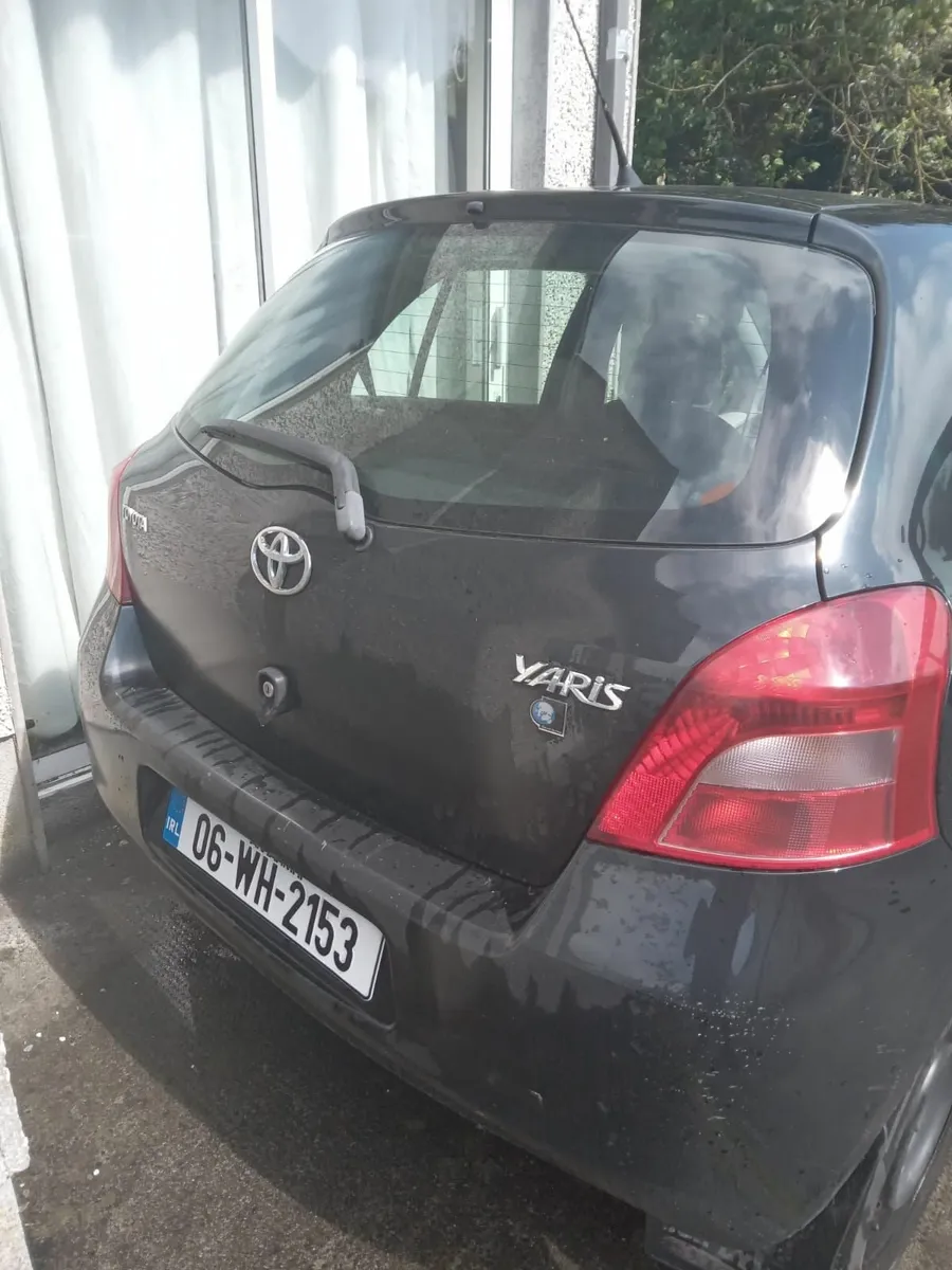 Toyota Yaris 2006 - Image 3