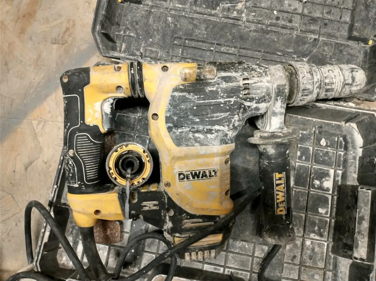 DeWalt Drill SDS plus 110v - Image 2