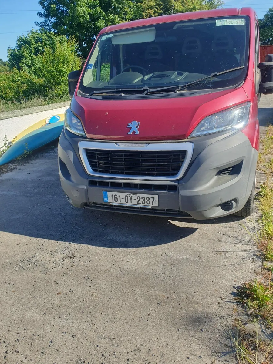 Car - Image 1