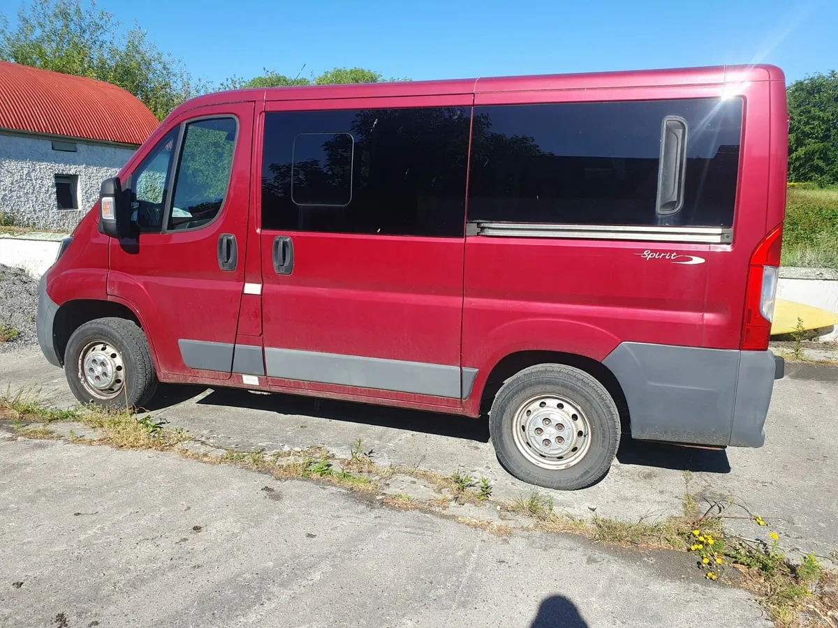 Car - Image 2