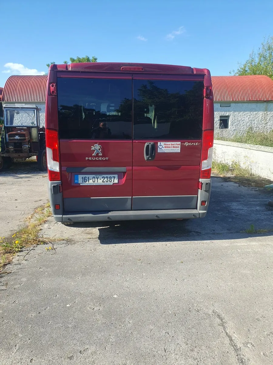 Car - Image 4