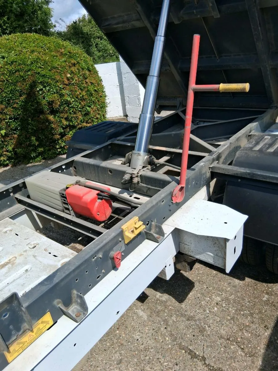 Tipper body. Like new - Image 2