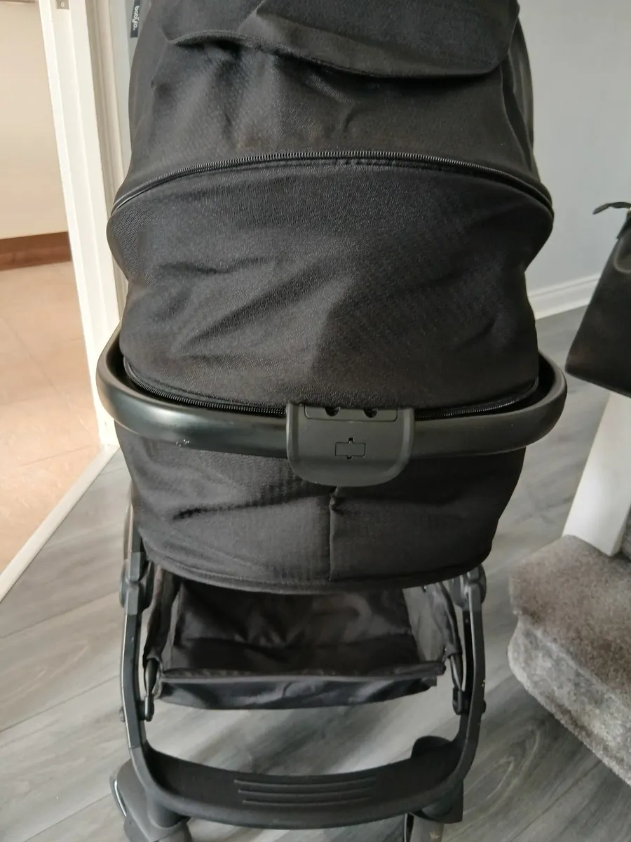 Pram for sale - open to offers - Image 1