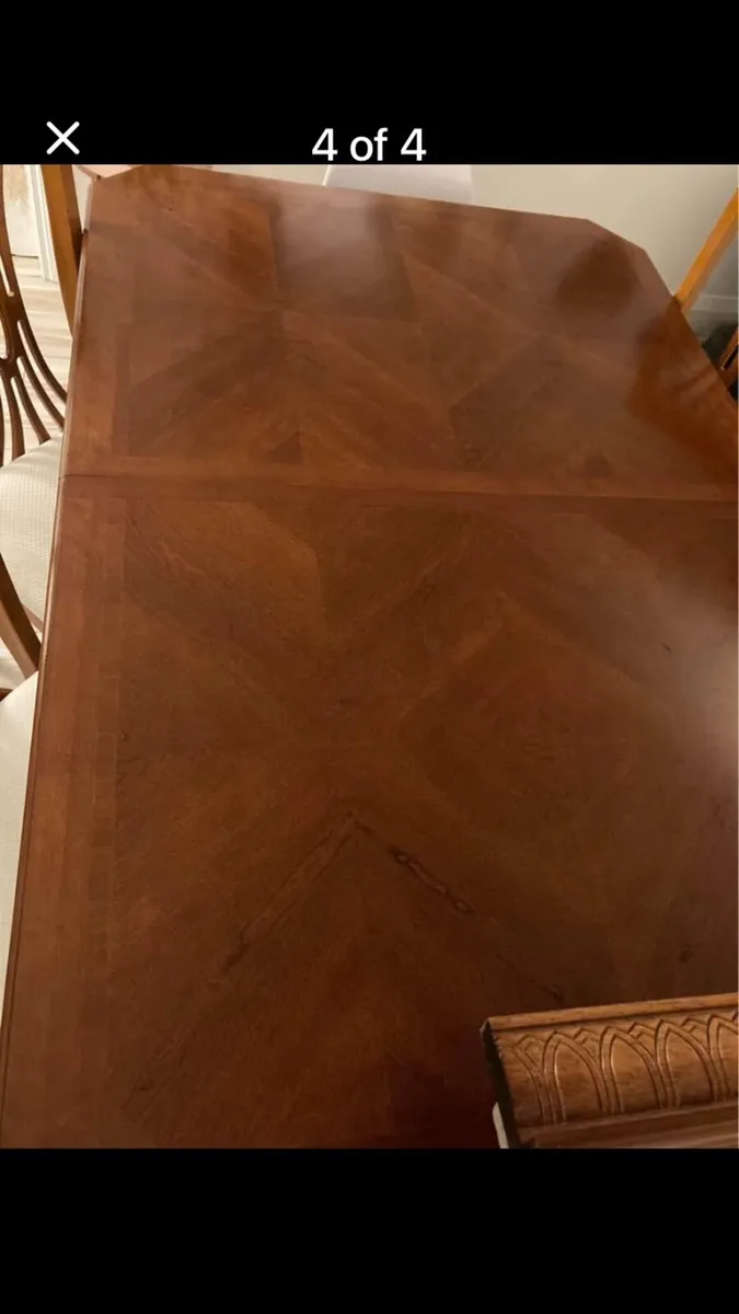 Table & 4 chairs - Image 4