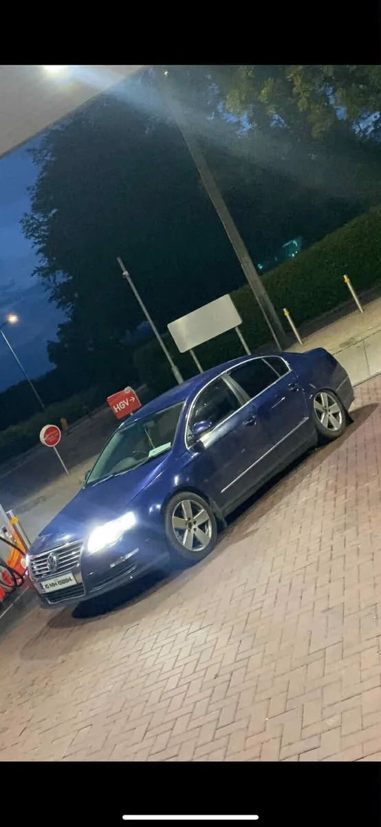 B6 Highline Passat 2.0 - Image 1