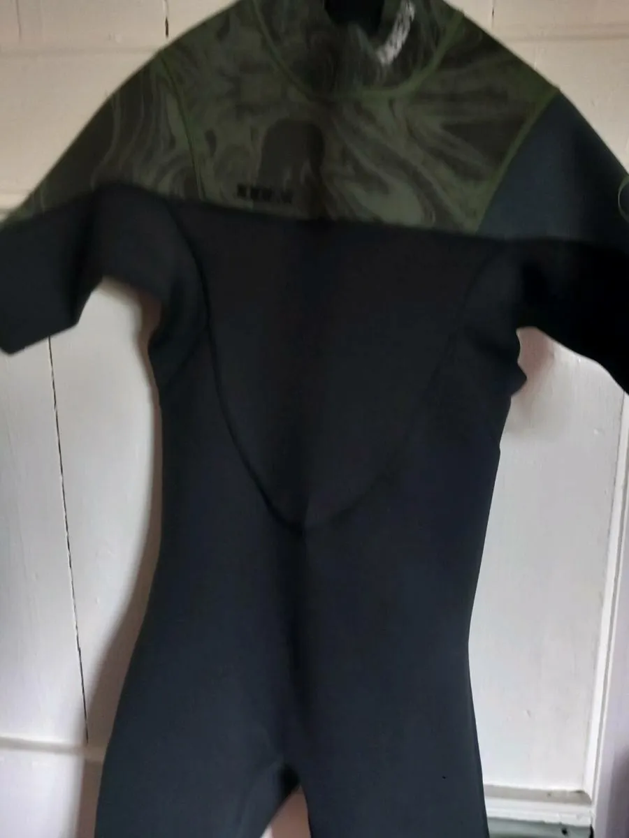 Wetsuit - Image 3