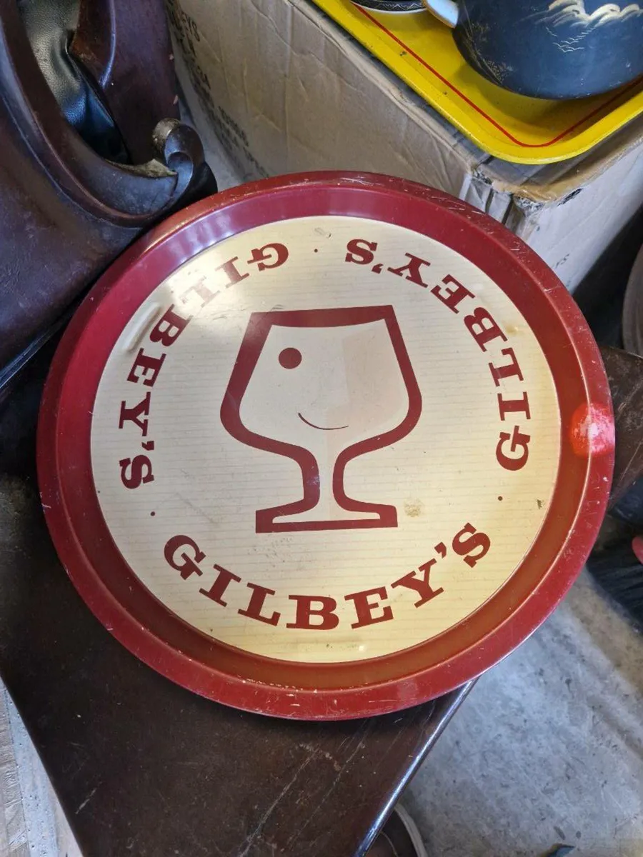 Vintage Guinness Gilbey's Drinks Tray - Image 1