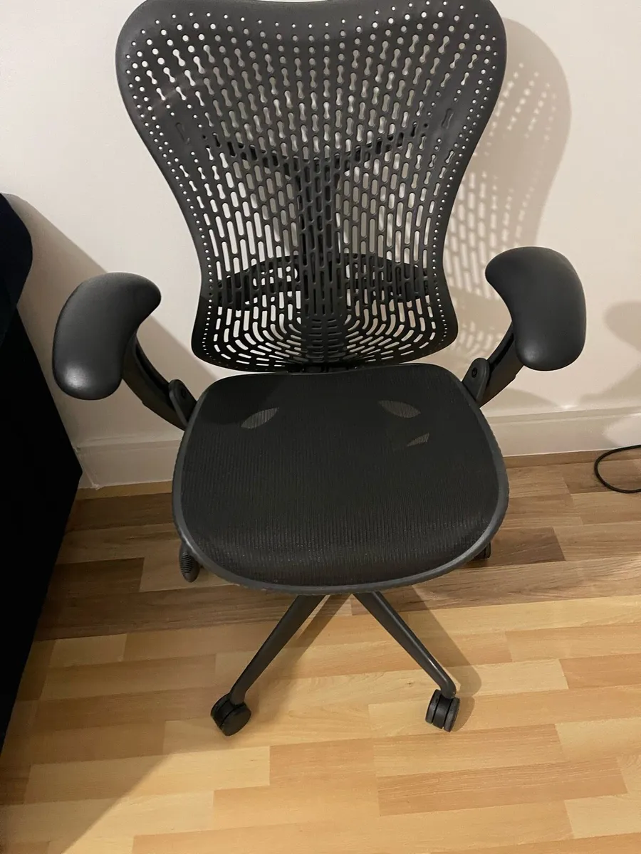 Herman Miller Mirra 1 Office Chair - Image 3