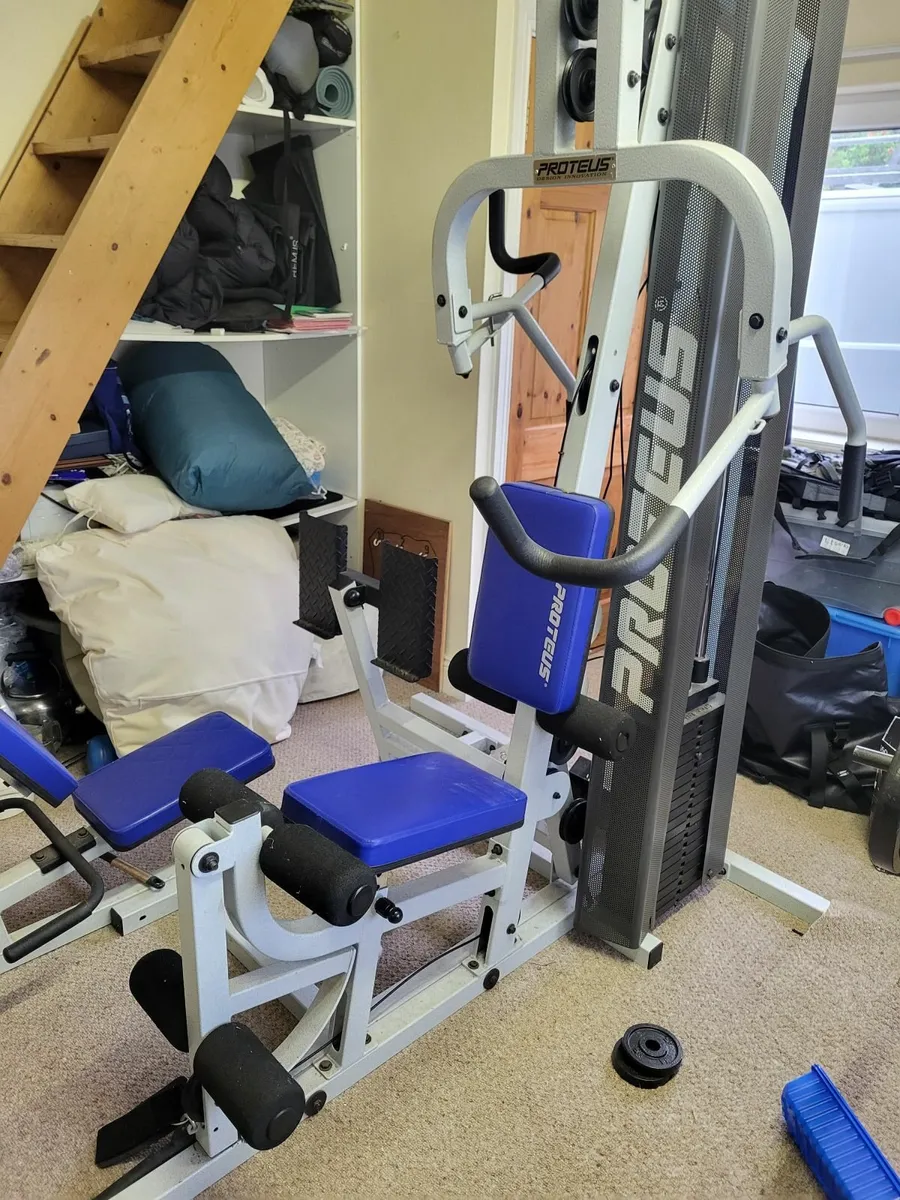 Waite lifting machine
