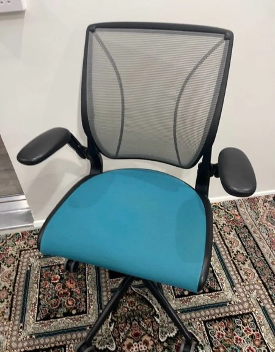 Humanscale Worldwide Office Chair - Image 3