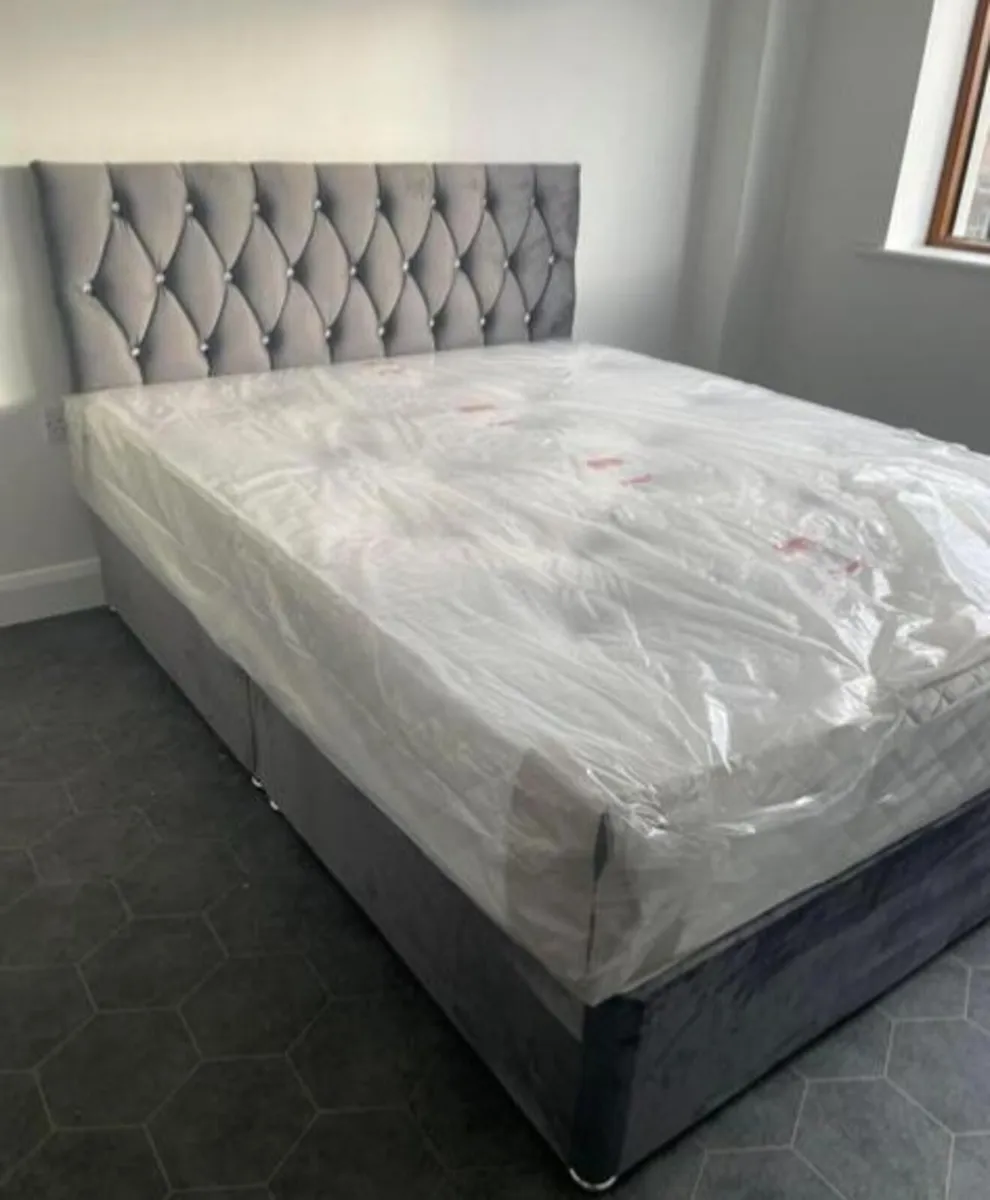 Small Double 4ft divan bed frame with Mattress i - Image 2