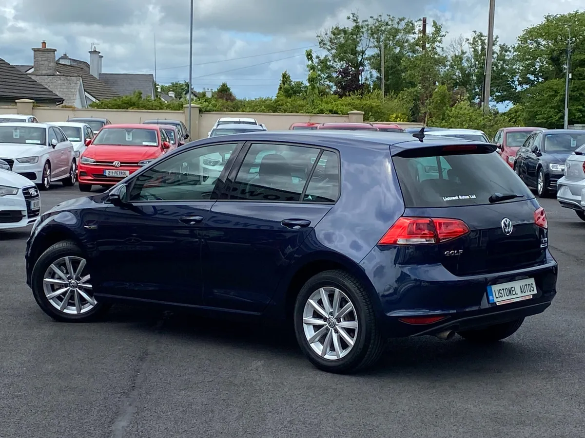 152 VW GOLF 1.2 LOUNGE AUTOMATIC - Image 3