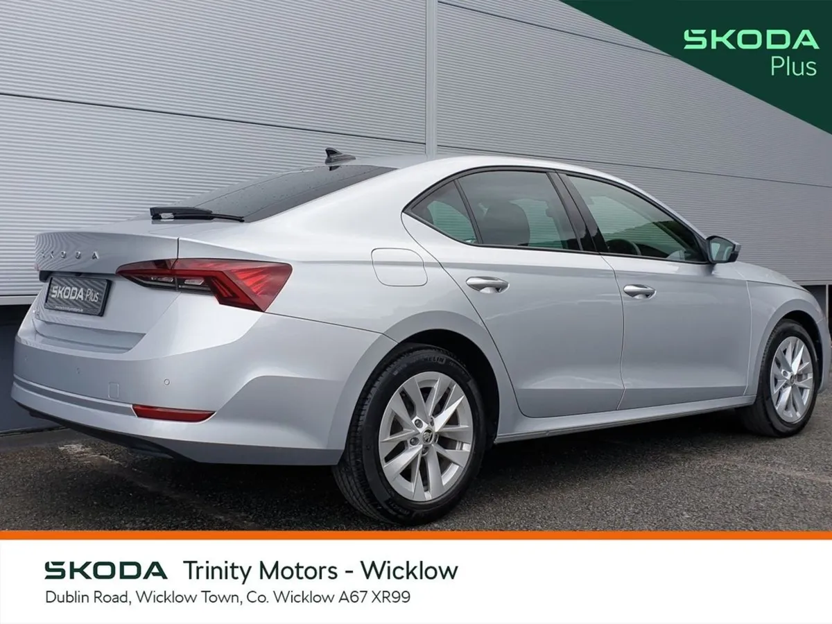 Skoda Octavia Best Value Ambition 1.0 TSI 110 BHP - Image 3