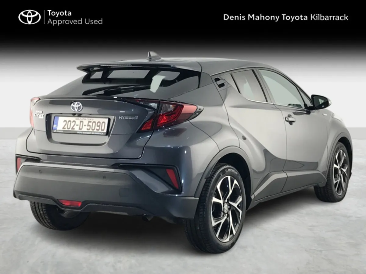 Toyota C-HR C-HR 1.8 HYBRID SPORT - Image 2