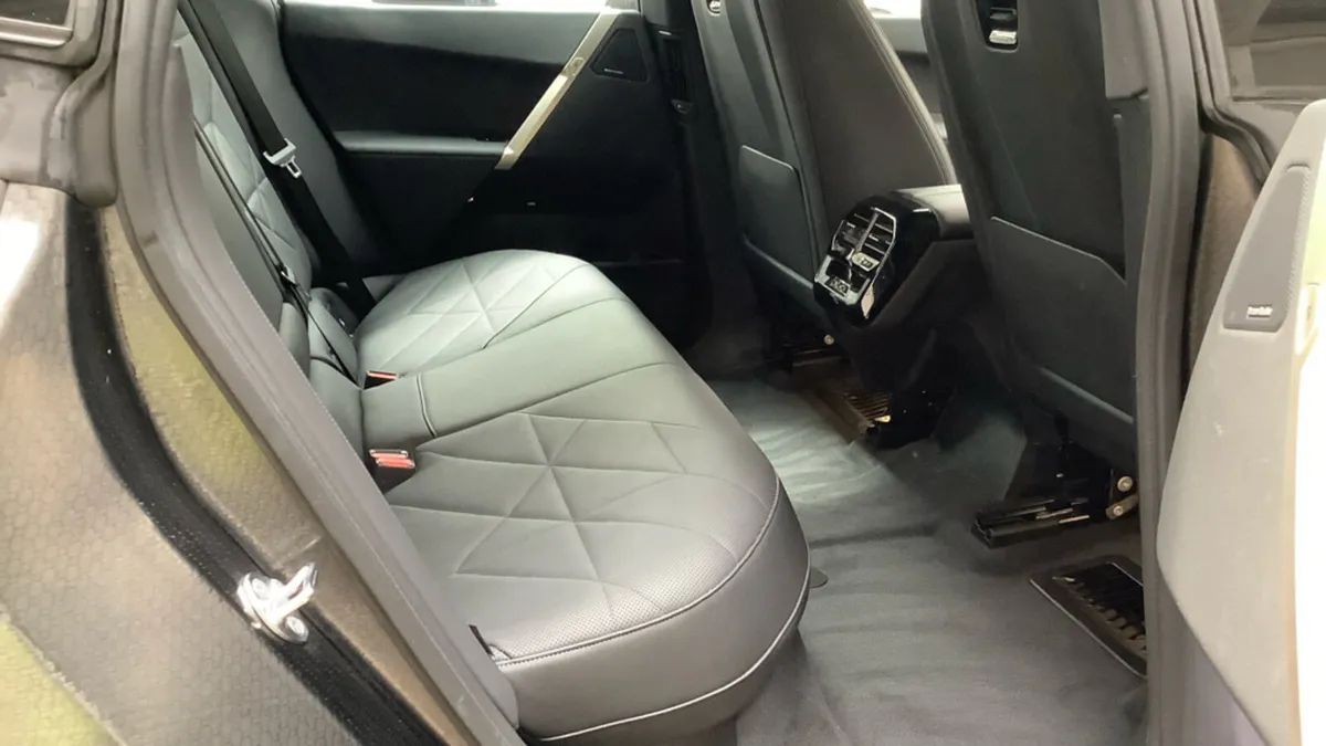 2022 BMW IX XDRIVE40 M SPORT 76KwH BATTERY - Image 4