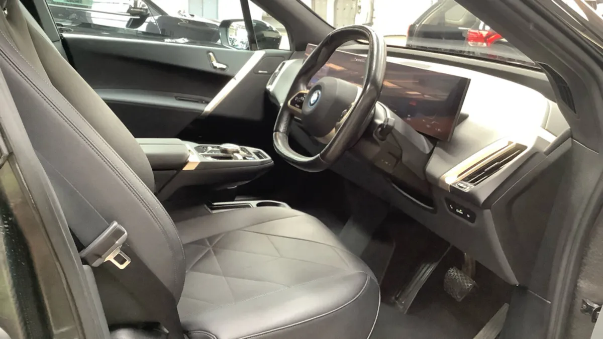 2022 BMW IX XDRIVE40 M SPORT 76KwH BATTERY - Image 2