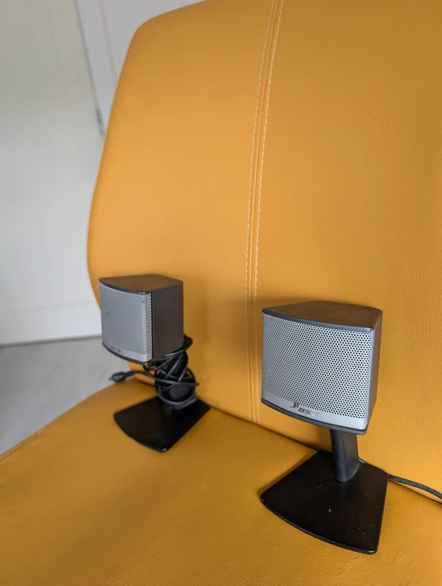 Bose speakers - Image 4