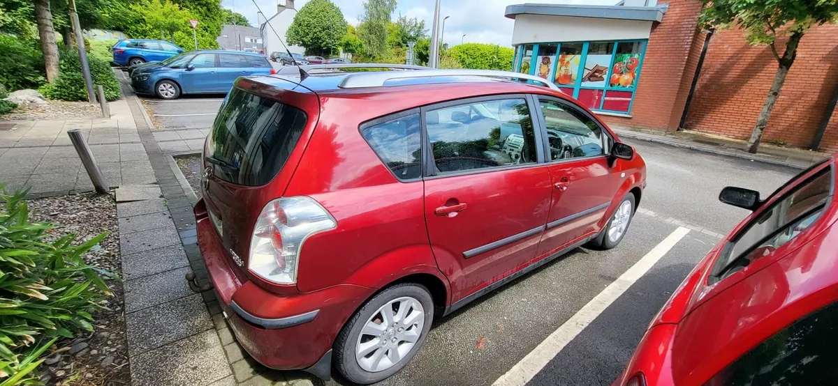 Toyota Corolla 2007 - Image 2